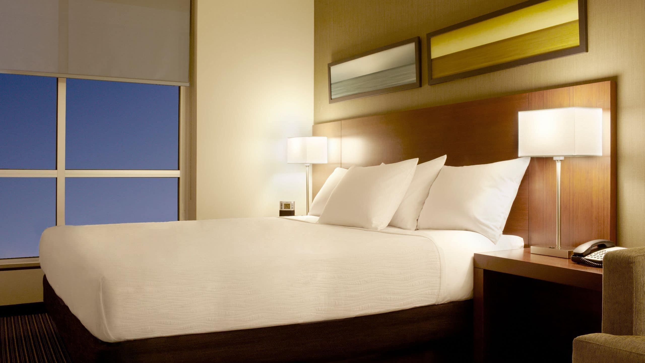 Hyatt Place Delano Esterno foto