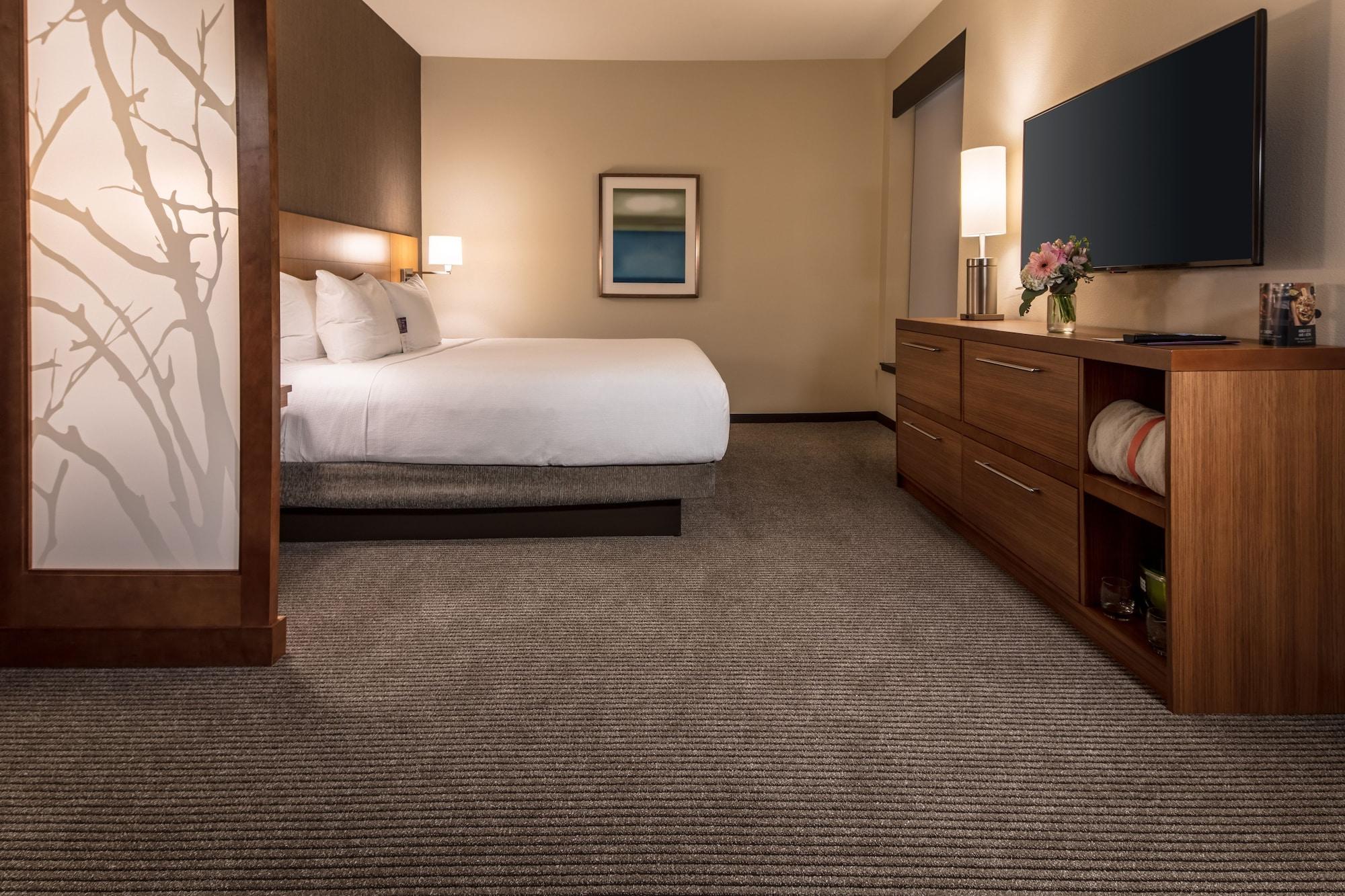 Hyatt Place Delano Esterno foto
