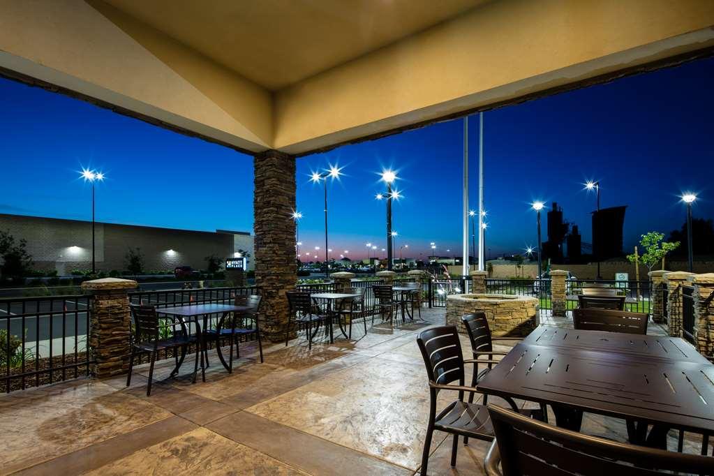 Hyatt Place Delano Esterno foto
