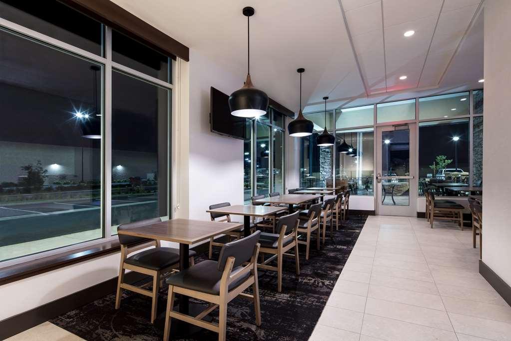 Hyatt Place Delano Ristorante foto