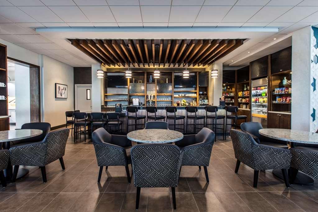 Hyatt Place Delano Ristorante foto
